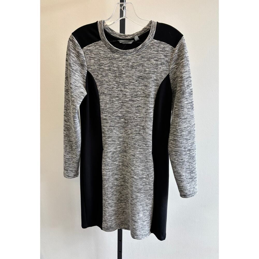 Athleta Women's Black & Grey Long Sleeve Dress Size S #T52306